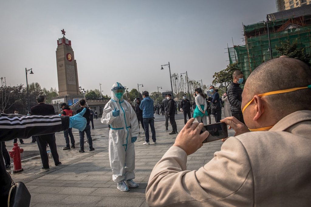 China rindió homenaje a las miles de víctimas de la pandemia